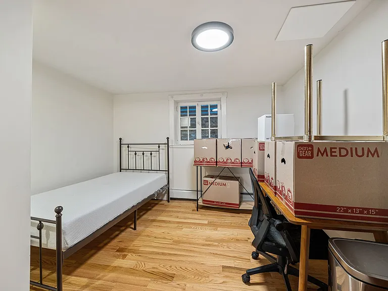 2146 Maple Ave #1 — Photo 8