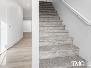 977 Creer Way E #114, West Richland, WA 99353