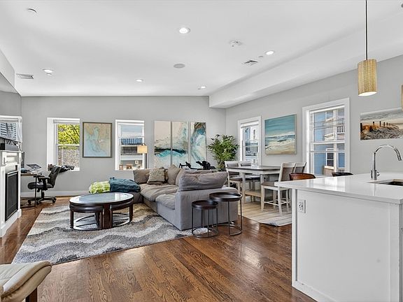 2nd image of 349 Silver St #3