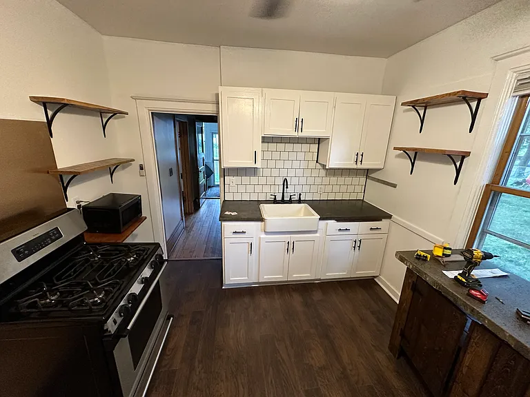 807 Blair Ave — Photo 5