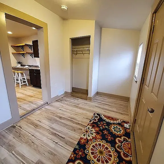 113 E Velma Ave — Photo 9