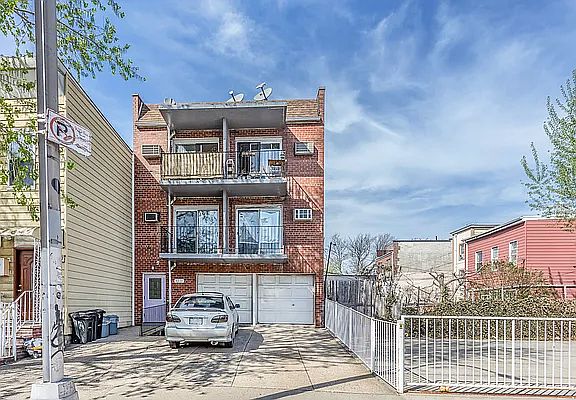 2nd image of 42-11 Astoria Blvd N #1-5