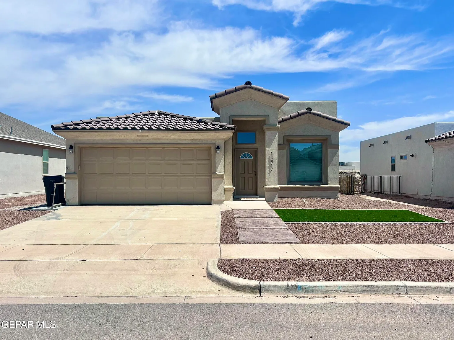 4 bed, 2.0 bath, 1654 sqft, $2,095 — Photo 1
