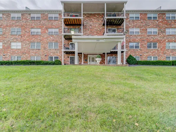 3107 Garnette Dr APT B3, Bridgeton, MO 63044
