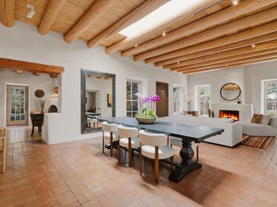 570 E Coronado Rd, Santa Fe, NM, 87505