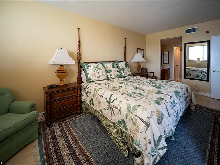 807 River Point Dr #304D — Photo 9