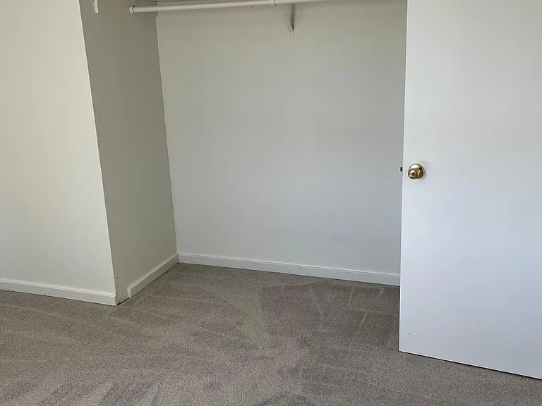 4-610 Moses Ln S #3 — Photo 10