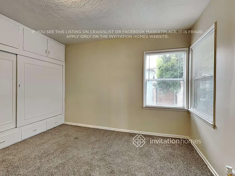 6077 Main St — Photo 11