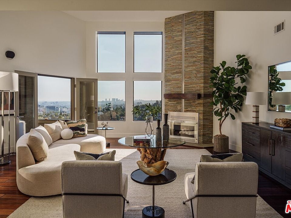 5677 Spreading Oak Dr, Los Angeles, CA 90068 | MLS #26987315 | Zillow