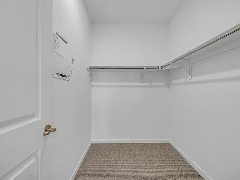 18152 Caffey Dr — Photo 15