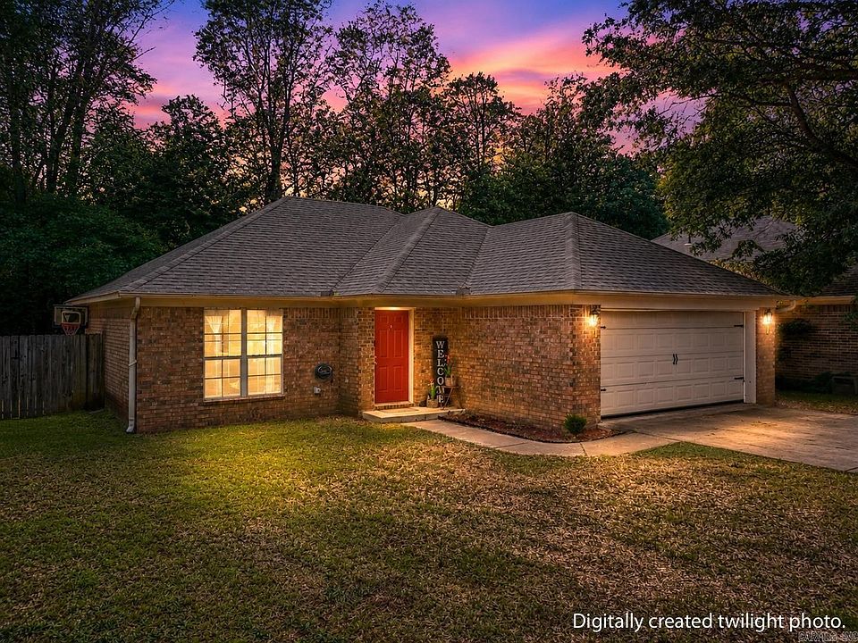 1st image of 13 Thomas Cir