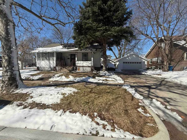 2100 8th Ave, Kearney, NE 68845