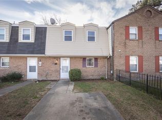 5645 Dodington Ct, Virginia Beach, VA 23462
