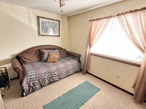 2nd image of 4329 Pathwood Way