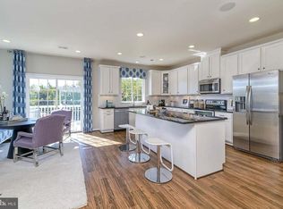 14712 Mason Creek Cir, Woodbridge, VA 22191