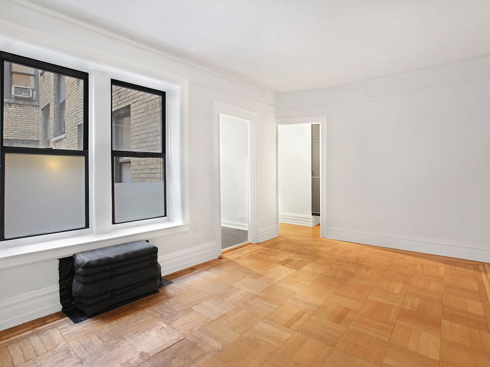 1st image of 111 W 16th St APT 1A
