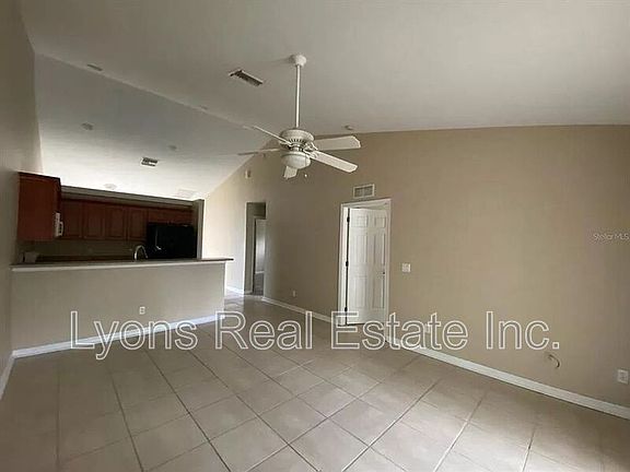 3rd image of 6510 Rosewood Dr