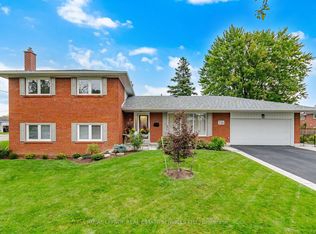 726 Netherton Cres, Mississauga, ON L4Y2M4