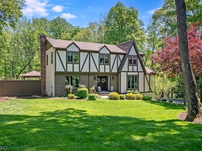 16 Farm Road, Chester, NJ, 07930