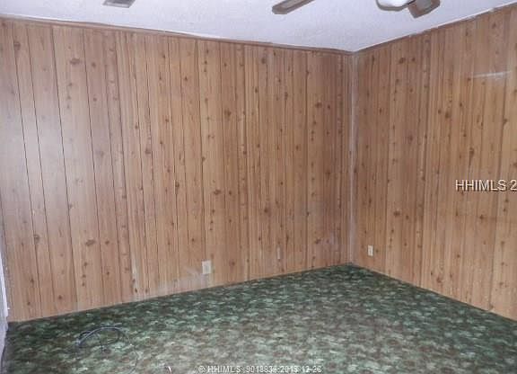 3rd image of 2606 Smilax Ave