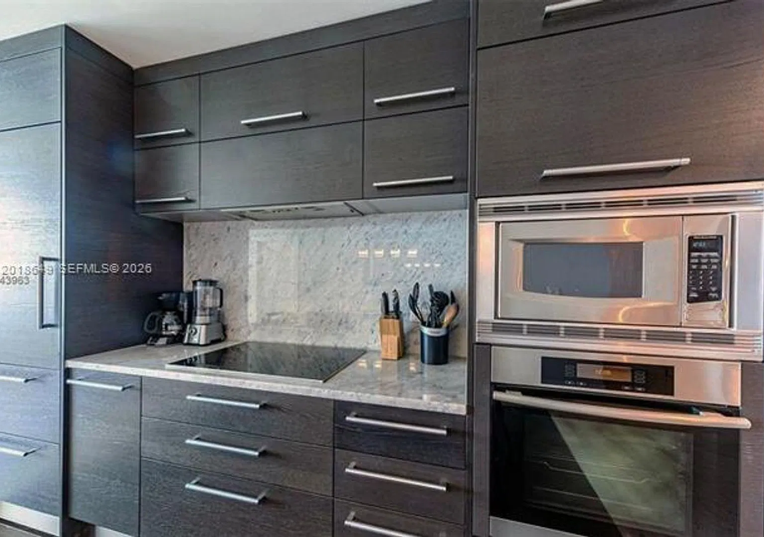 900 Biscayne Blvd cu-3207, Miami, FL 33132 — Photo 1