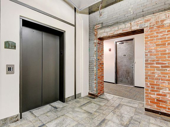 3rd image of 1800 Lawrence St APT 305