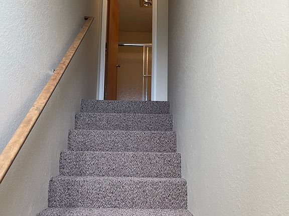 5th image of 2088 NE Fairview Ave #6