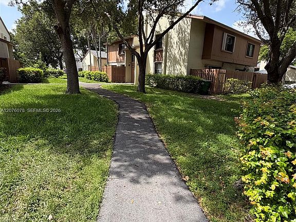 2nd image of 11313 SW 109th Rd #61-B