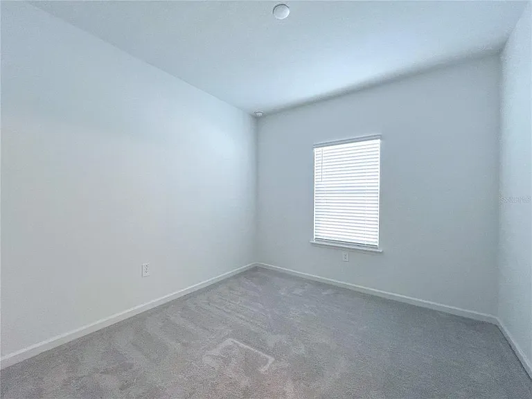12453 NW 137th Ter — Photo 12