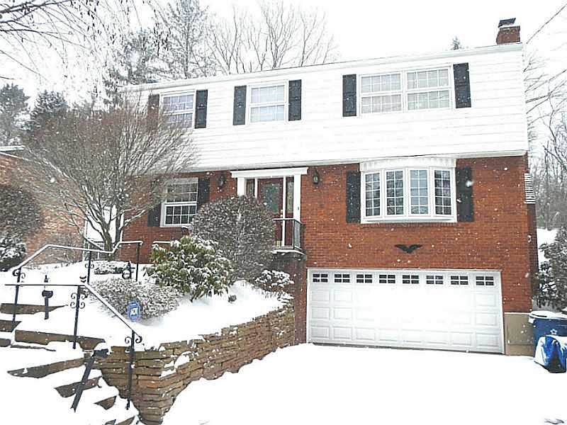 1st image of 715 Presque Isle Dr