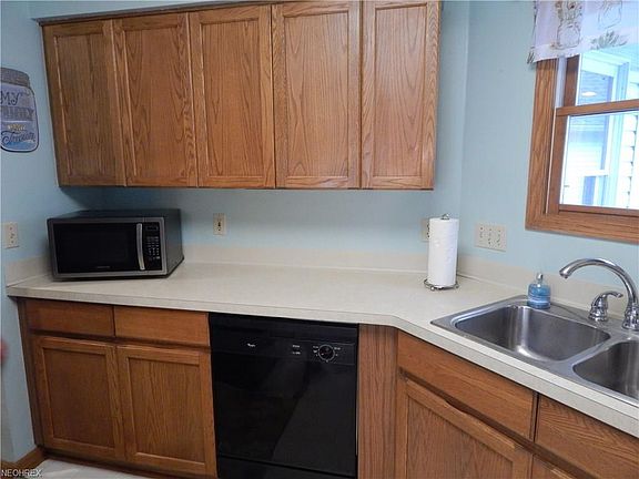 3rd image of 5305 White Swan Ct