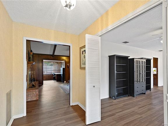 4th image of 2402 Cherryfield Dr