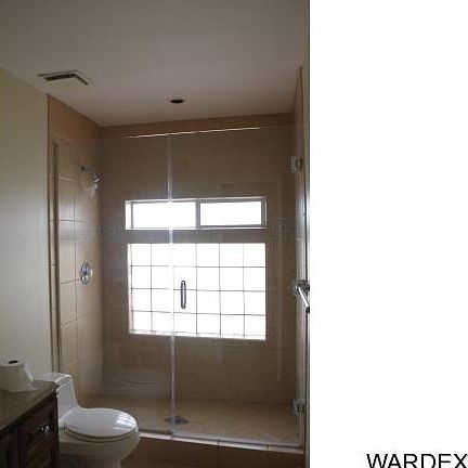 3rd image of 2021 Spruce Dr