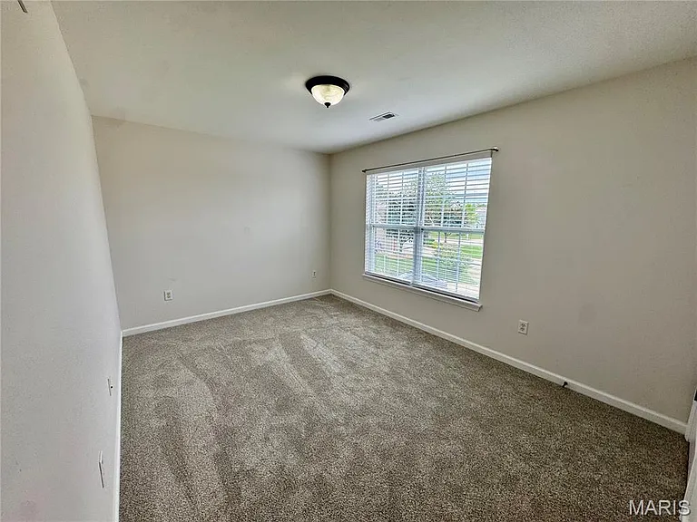 730 Moorland Cir — Photo 37