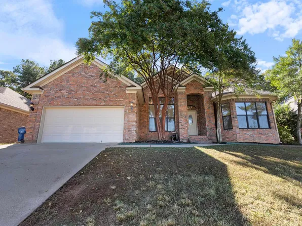 116 Orleans Dr, Maumelle, AR 72113