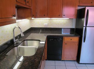 7315 Dixon St APT 2E, Forest Park, IL 60130