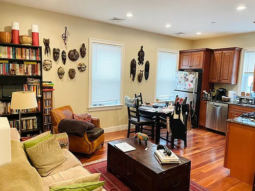 1121 Broadway Photo 1