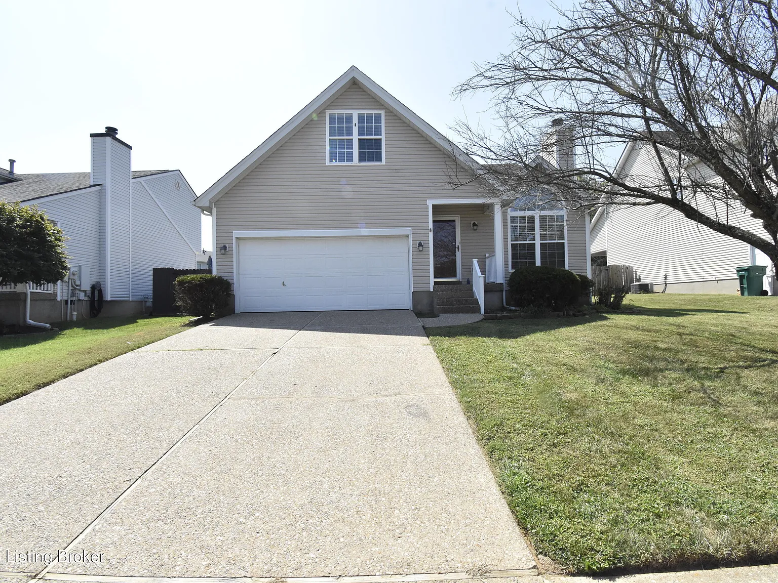 3 bed, 2.0 bath, 1730 sqft, $2,100 — Photo 1