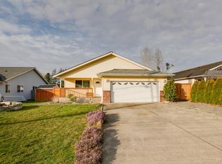 1542 D St, Blaine, WA 98230