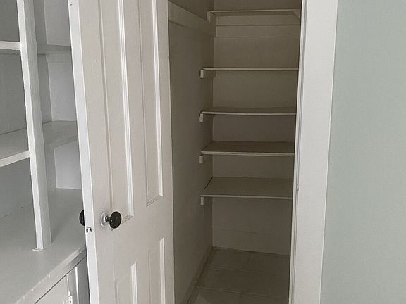 5th image of 305 N Winton Rd Unit 2