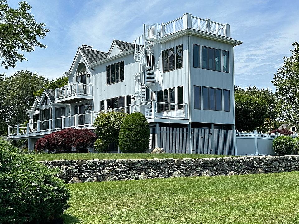 2nd image of 10 S Cliff Dr