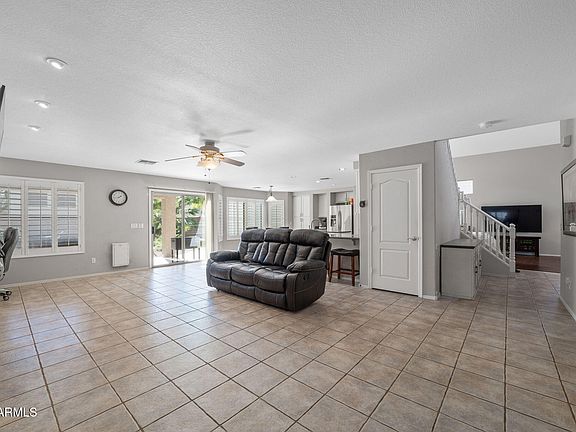 5th image of 3347 E PARK Avenue