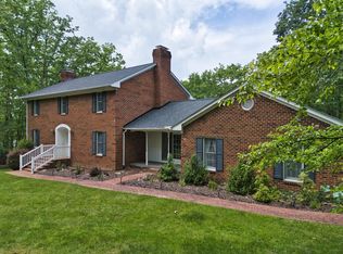 1674 Smithfield Dr, Blacksburg, VA 24060