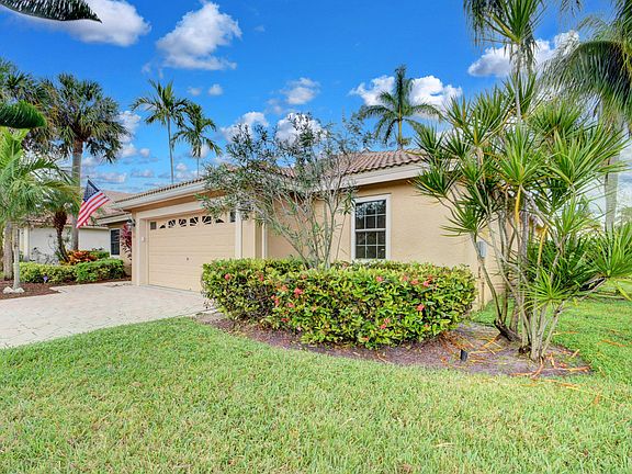 3rd image of 2511 Egret Lake Dr
