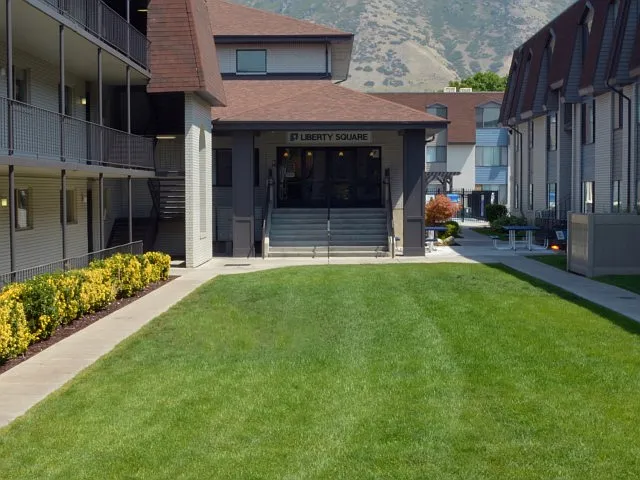 Liberty Square — Photo 28