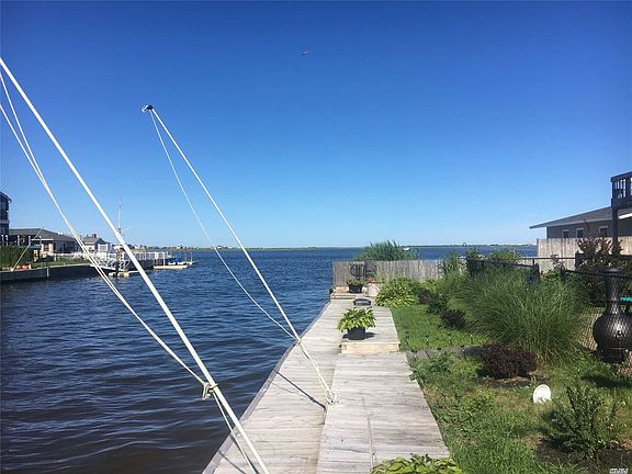 4th image of 25 Bayfair Dr
