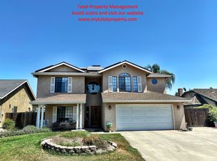 1034 N Greenwood St, Tulare, CA 93274