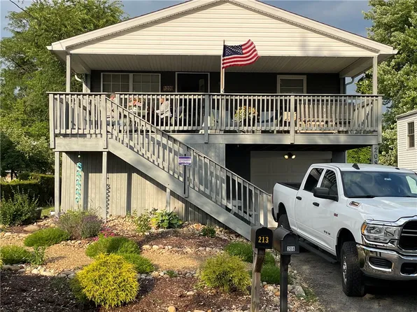 208 Maple St, Everson, PA 15631