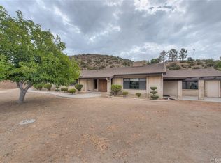 10128 Escondido Canyon Rd, Agua Dulce, CA 91390
