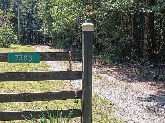 2nd image of 7303 Brills Rd